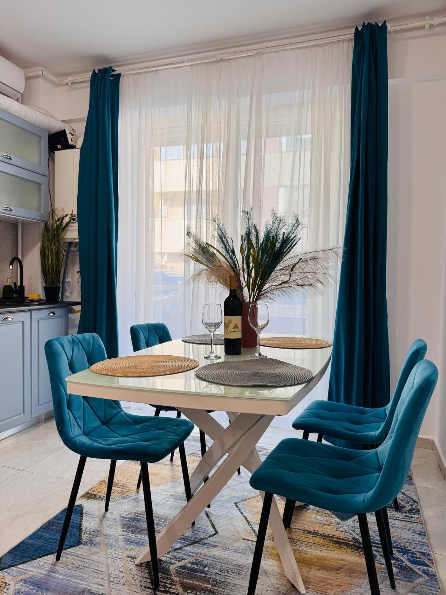 Beach Apartment By Mamaia Nord Năvodari Eksteriør billede